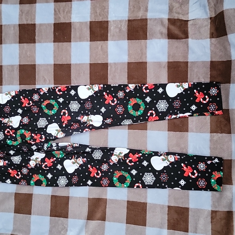 Women's 11-13 leggings Christmas themed